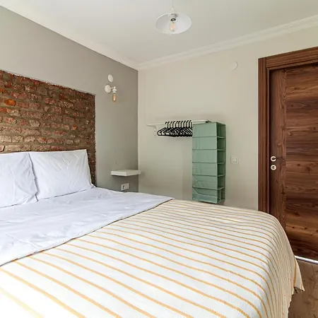 Chic In Balat, Fatih With Balcony Apartament Stambuł